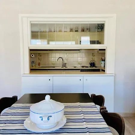 דירה Two Bedroom With Side Sea View קוקסיידה